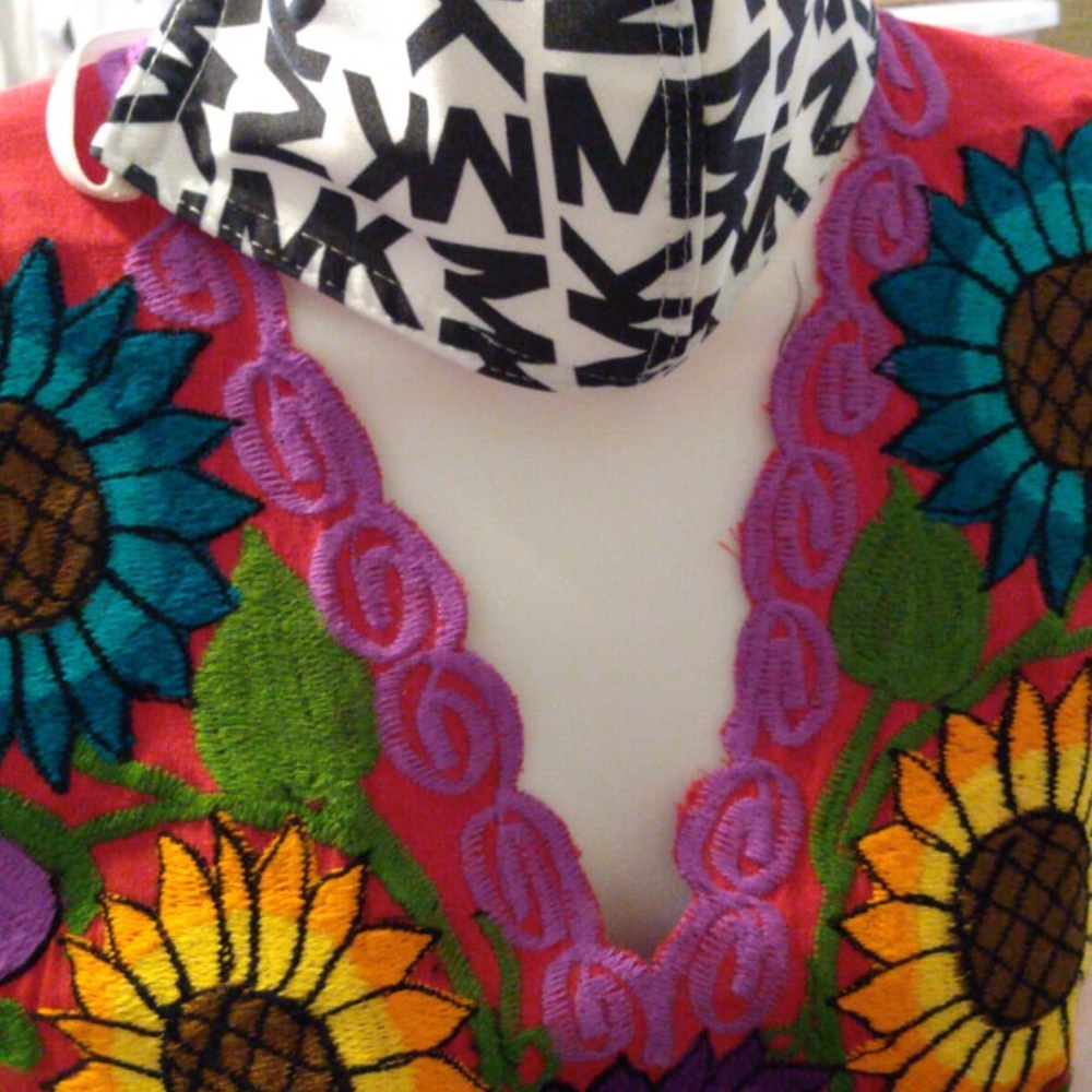 Beautiful blouses 👚 - Picture 2 of 10